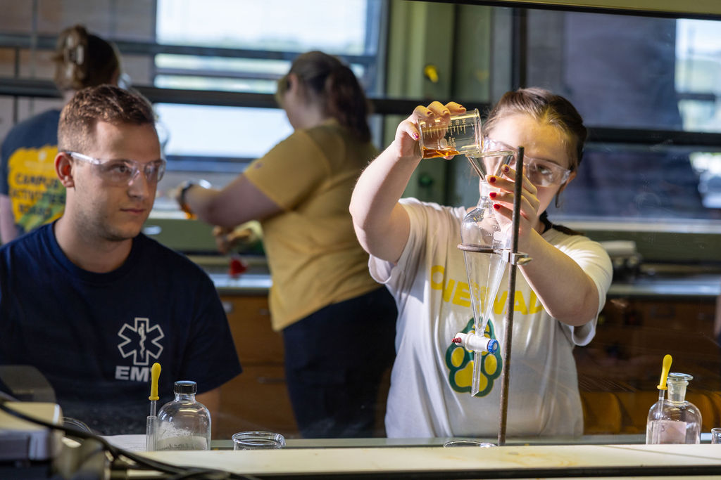 he new Keuka College–Syracuse University direct admission agreement covers students who complete a bachelor’s degree in Biology, Chemistry, Environmental Science, or Applied Mathematics and Finance at Keuka College.